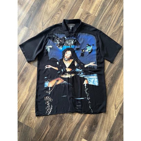 Aaliyah Graphic Button Up Shirt‎ Short Sleeve Black XL - Picture 1 of 5